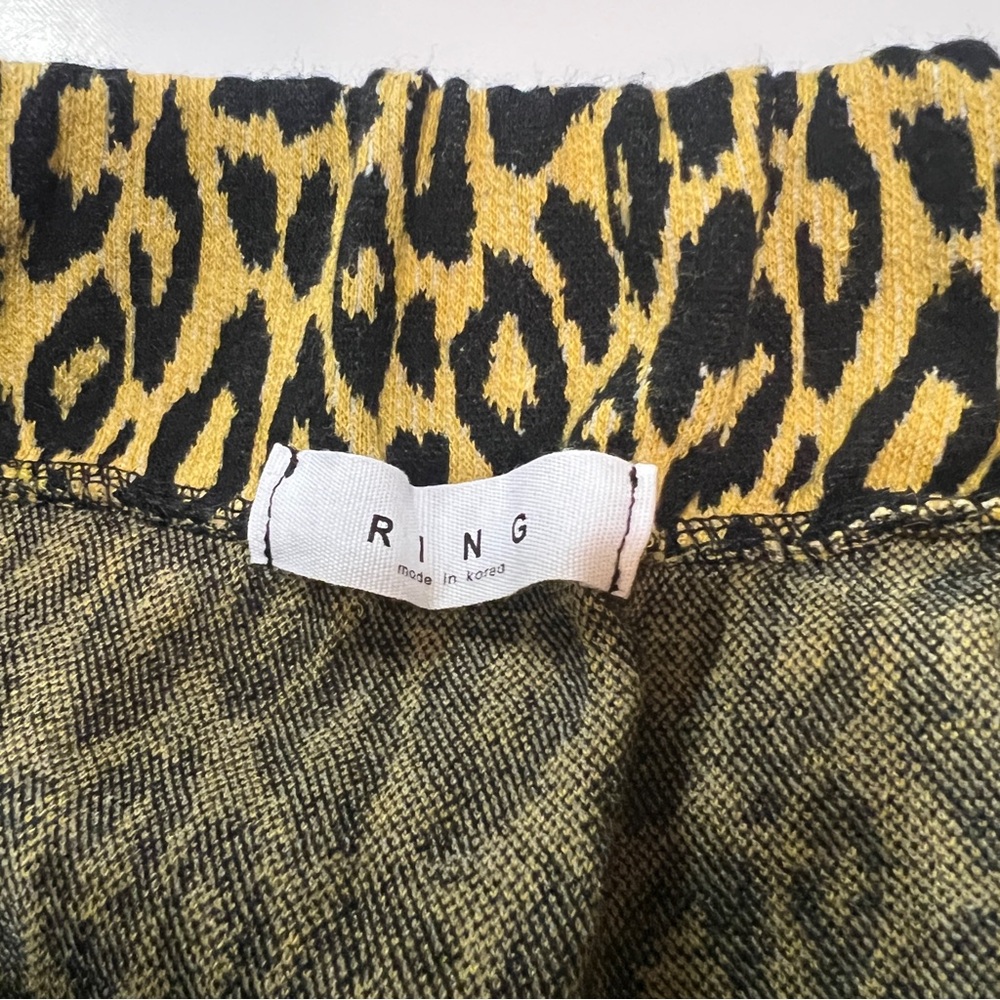 HighWaisted Leopard Print Skirt - Picture 9 of 10